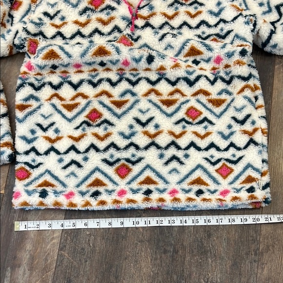 Eddie Bauer Multicolor Patterned Pull-Over - Picture 11 of 11